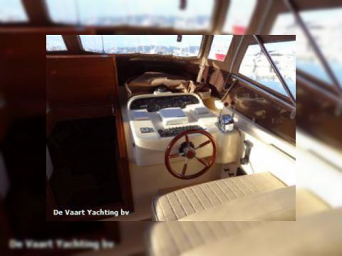 2005 Apreamare 38 Open