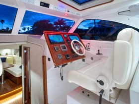 2020 Huckins Sportsman Express Cruiser