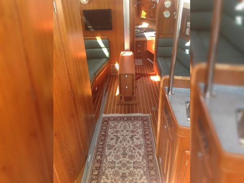 2006 Saga 43 Sloop