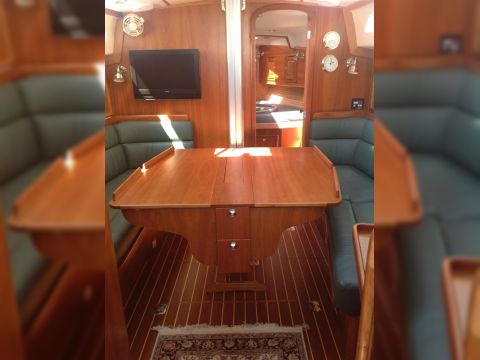 2006 Saga 43 Sloop