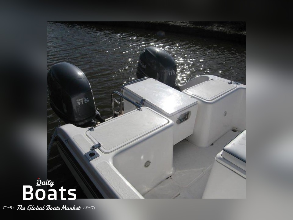 2014 Two Oceans Magnum 23 Power Catamaran Center Console for sale. View