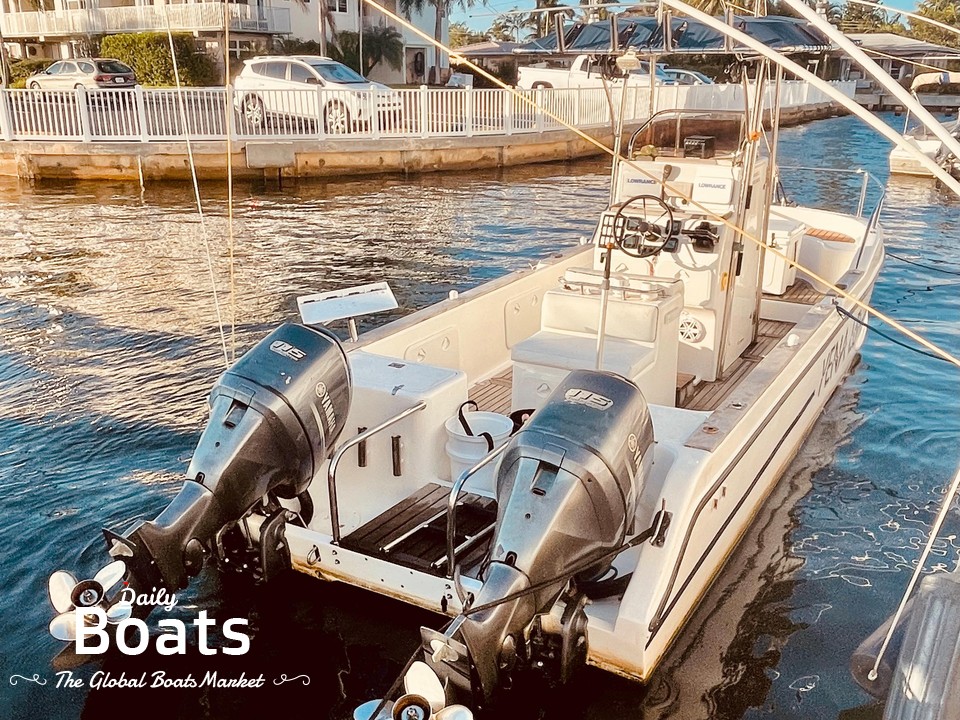 2014 Two Oceans Magnum 23 Power Catamaran Center Console for sale. View