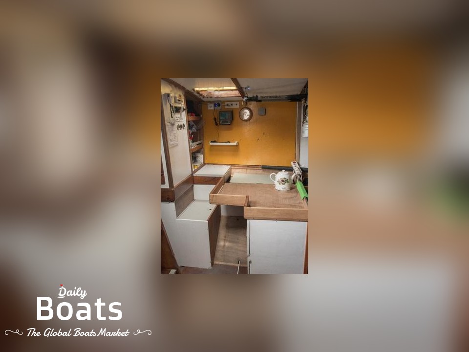 1982 Lion Yacht 38 for sale. View price, photos and Buy 1982 Lion Yacht