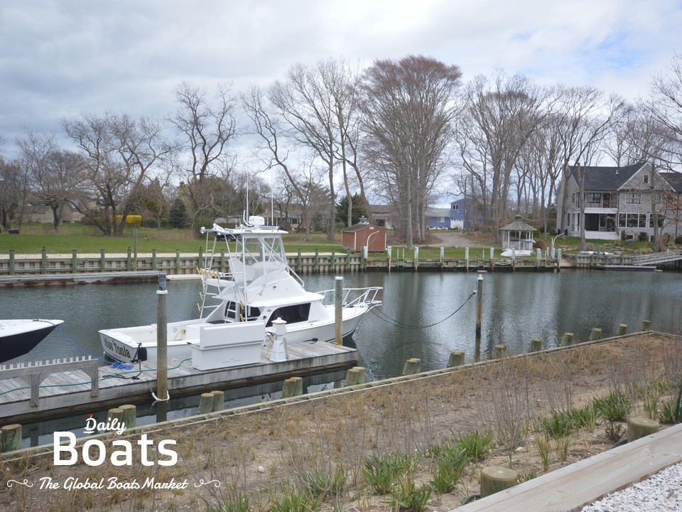 1973 Bertram 31 Flybridge Cruiser