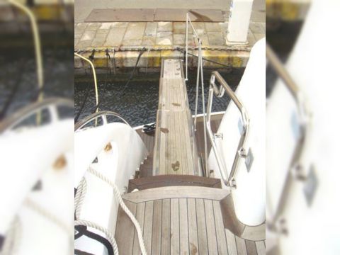 Buy 2008 Hatteras 80