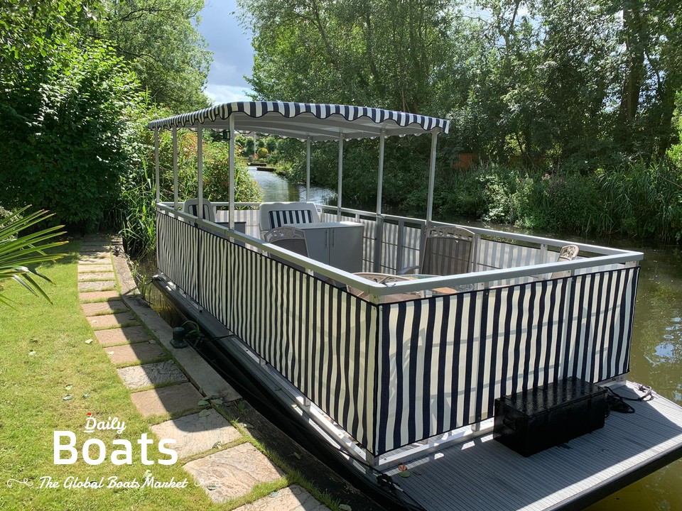 2021 Custom Pontoon Boat for sale. View price, photos and Buy 2021