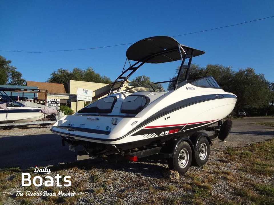 2017 Yamaha Boats Ar210 for sale. View price, photos and Buy 2017