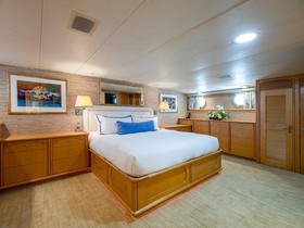 Buy 1990 Burger Pilothouse