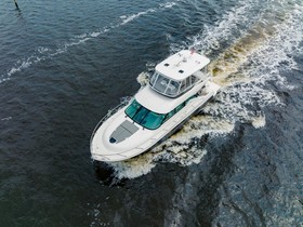 Osta 2021 Tiara Yachts 53 Flybridge