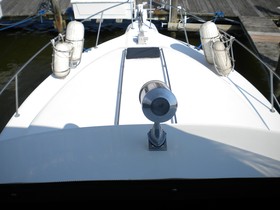 1989 Sea Ray Aft Cabin Motor Yacht