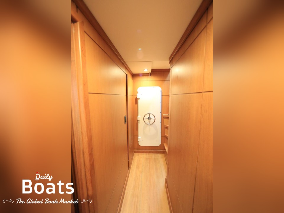 1983 Benetti Classic for sale. View price, photos and Buy 1983 Benetti ...