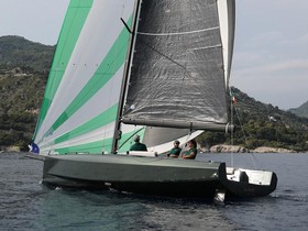 Αγοράστε 2022 ERYD 32