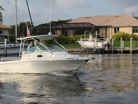 2016 Robalo 265 Walkaround