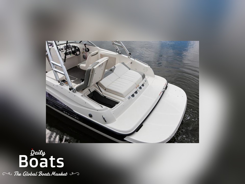 2015 Bayliner 215 Deck Boat for sale. View price, photos and Buy 2015
