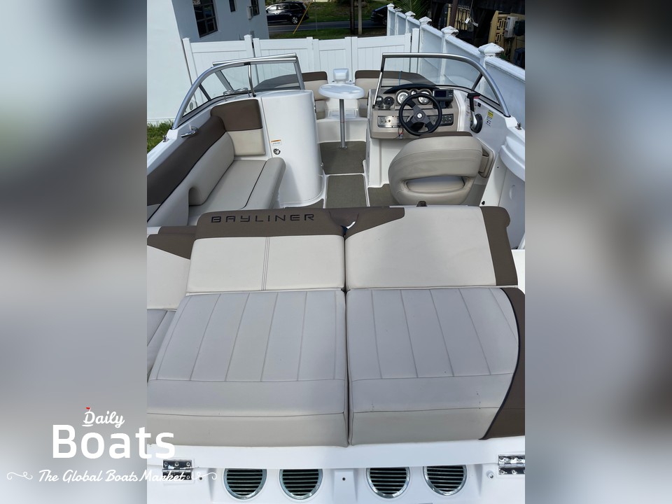 2015 Bayliner 215 Deck Boat for sale. View price, photos and Buy 2015