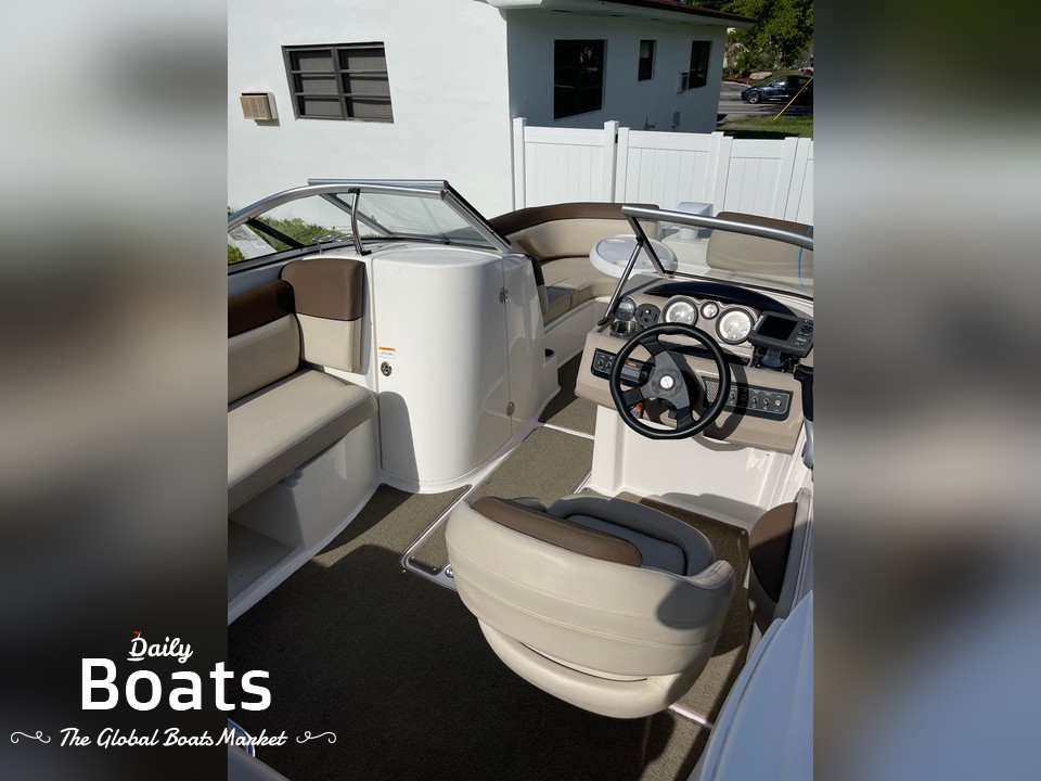 2015 Bayliner 215 Deck Boat for sale. View price, photos and Buy 2015