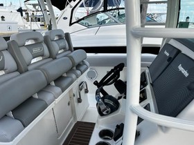 Köpa 2010 Boston Whaler 370 Outrage