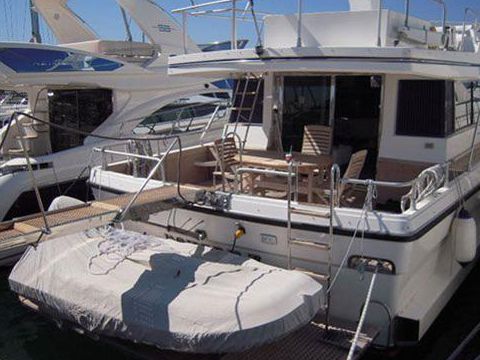 Azimut 60 Solar