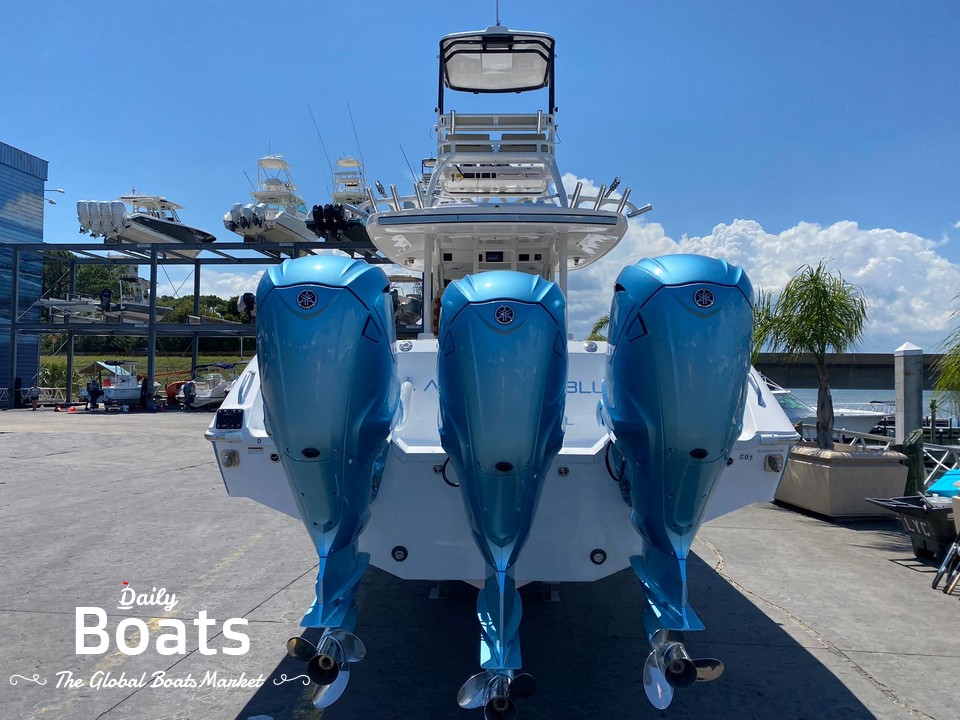 2022 Everglades 395 Center Console for sale. View price, photos and Buy