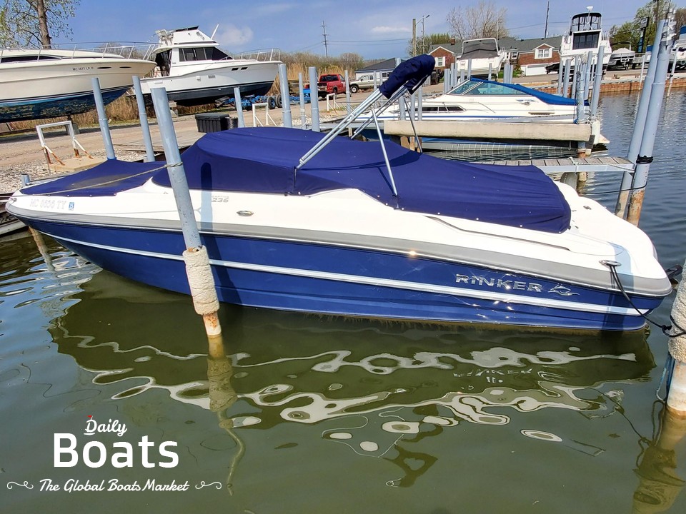 2016 Rinker 236 Captiva for sale. View price, photos and Buy 2016