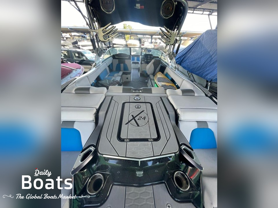 2021 Mastercraft X24