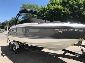 2018 Sea Ray 250 Slx