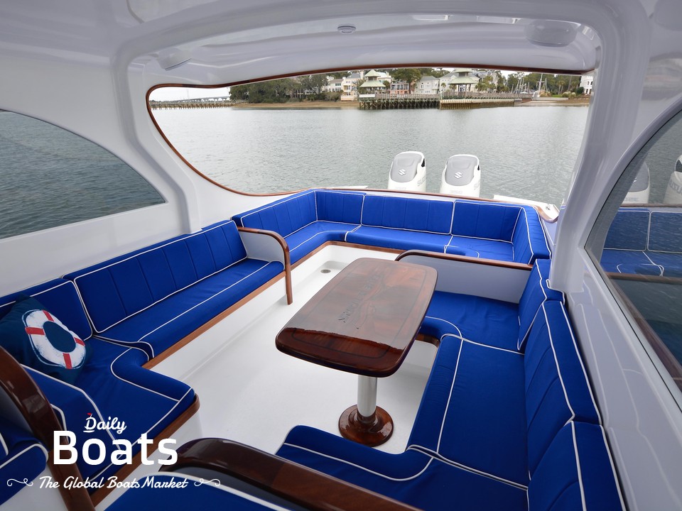 2018 Maverick Yachts Costa Rica 32 Custom Carolina Picnic Boat for sale