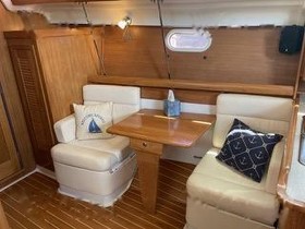 2005 Catalina 350