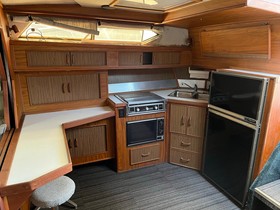 1984 Sea Ray 390 Express Cruiser