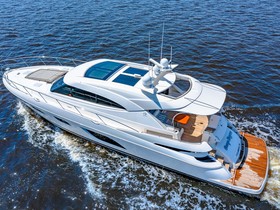 2017 Riviera 6000 Sport Yacht kopen