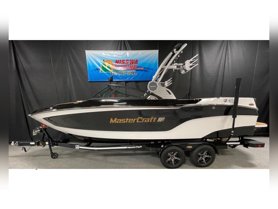 2022 Mastercraft Xt23