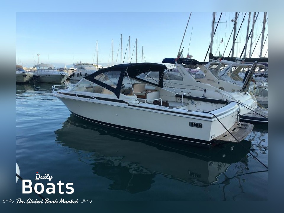 1990 Bertram 28 Moppie
