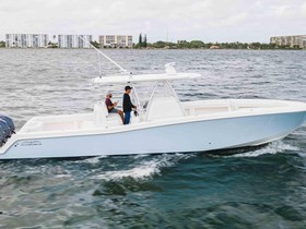 Buy 2018 Invincible 39 Center Console