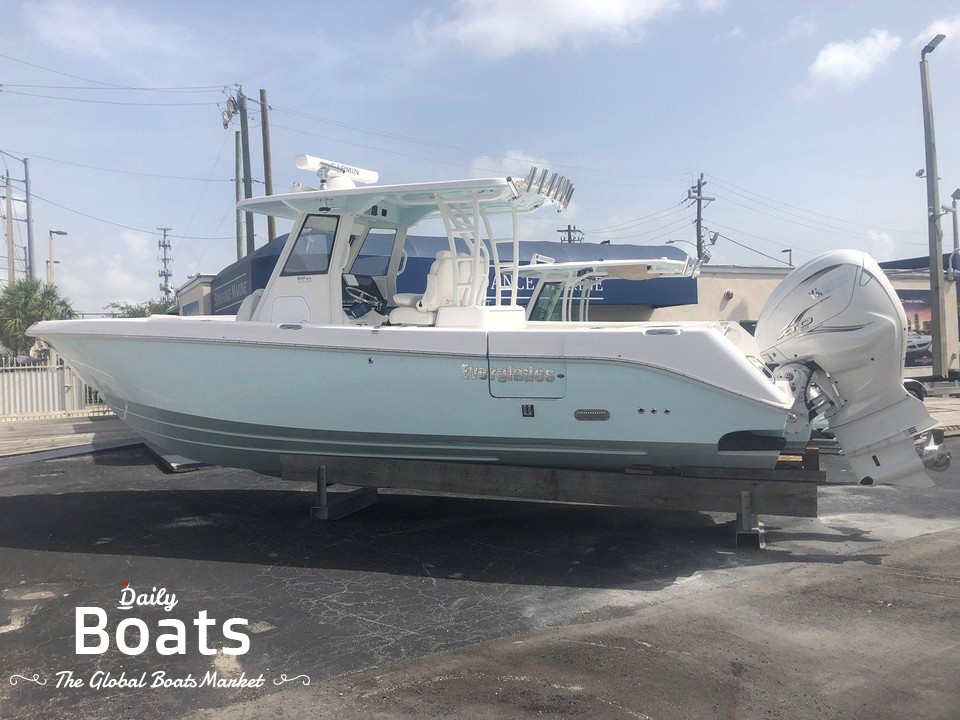 2022 Everglades 335 Center Console for sale. View price, photos and Buy