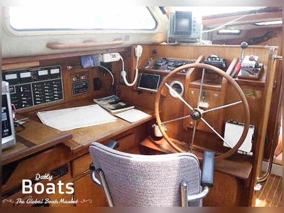 1982 Sceptre 41 Pilothouse Sloop for sale. View price, photos and Buy