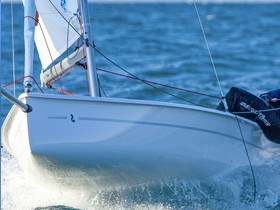 Kupiti 2022 Beneteau First 14