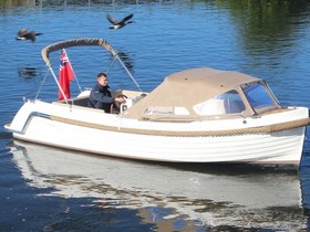 2022 Interboat Intender 700 for sale