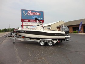 NauticStar 211 Coastal