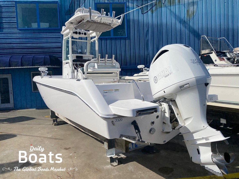 2014 Everglades 230 Center Console for sale. View price, photos and Buy
