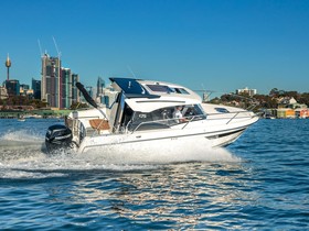 Parker 750 Cabin Cruiser