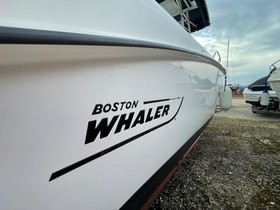 2008 Boston Whaler Outrage 240