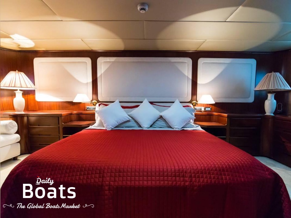 1982 Benetti Motor Yacht for sale. View price, photos and Buy 1982 ...