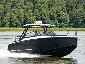 XO Boats Discover 9 T-Top