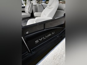 2018 Sylvan Mirage 8524 Lz