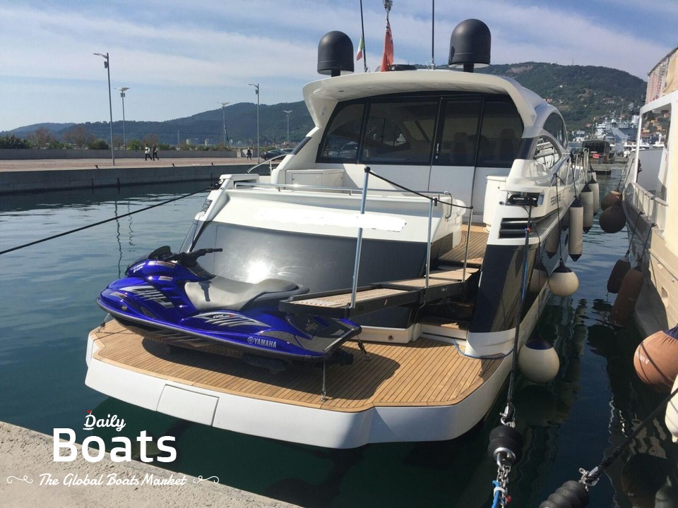2006 Pershing 62