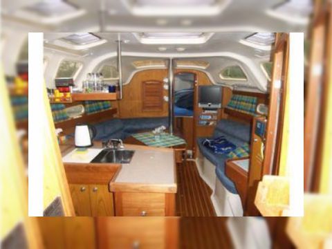 2005 Bavaria 36