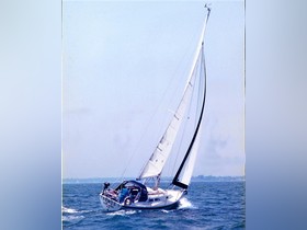 Buy 1988 Ericson 28+