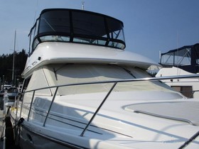 2001 Bayliner 3988 Command Bridge zu verkaufen