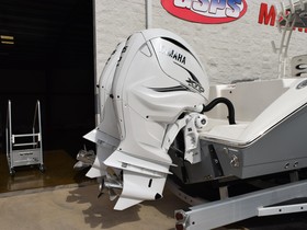 2022 Cobia 320 Cc