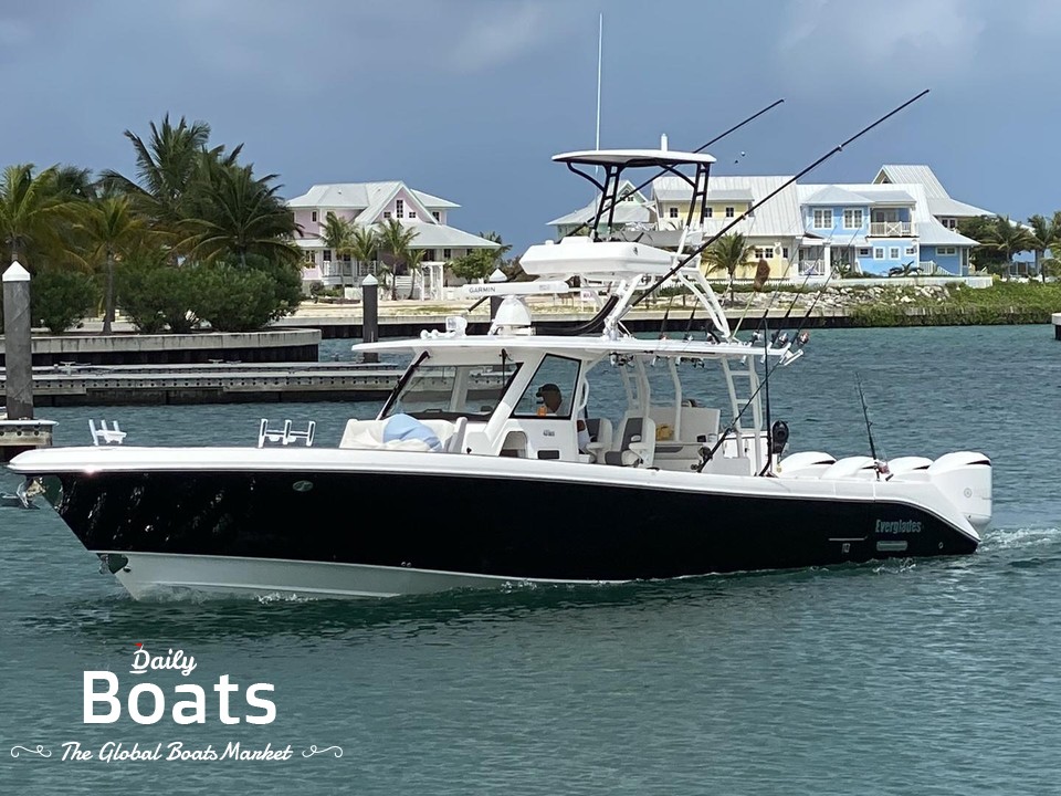 2015 Everglades 435 Center Console for sale. View price, photos and Buy